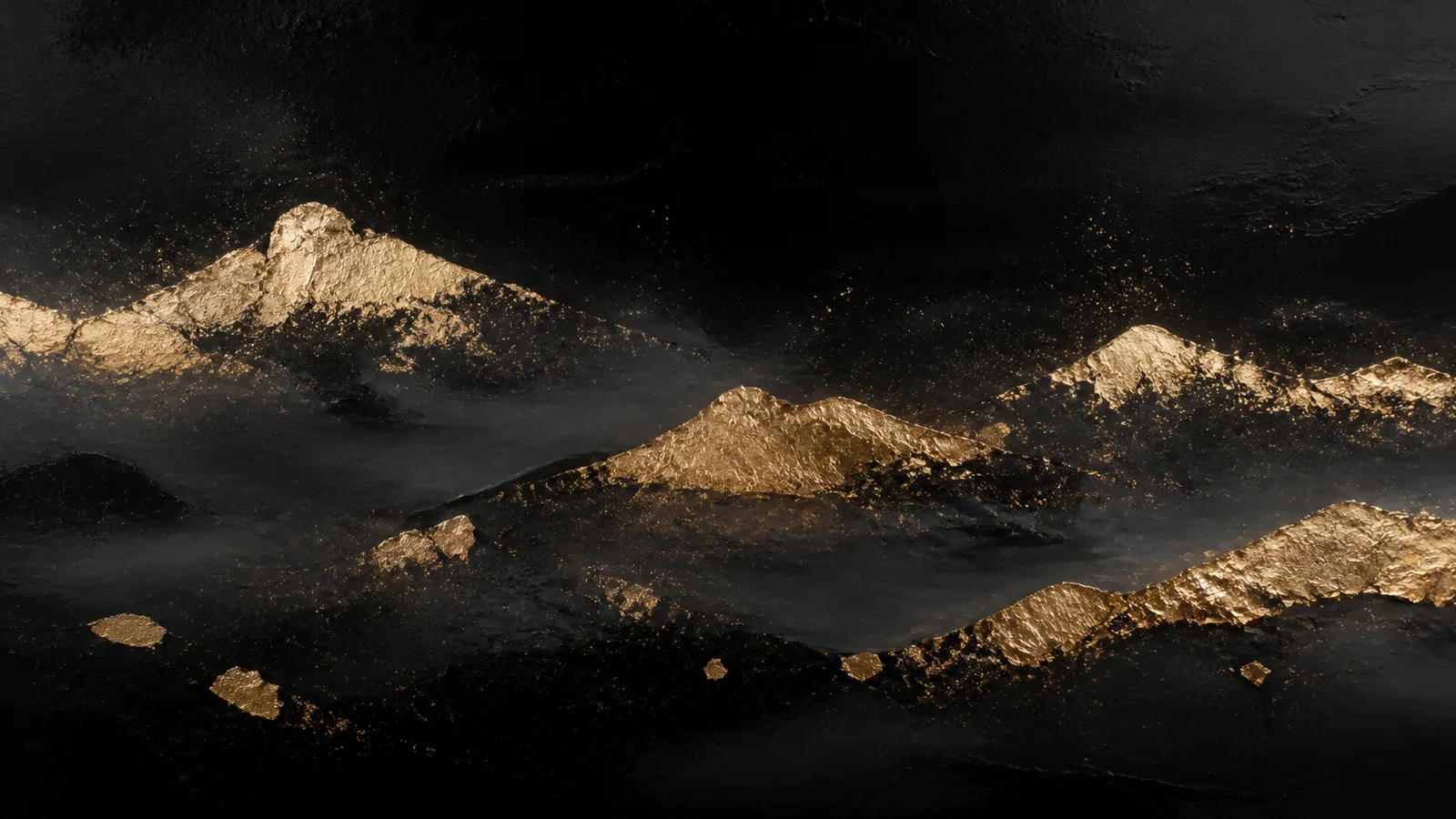 黑漆金箔山脊与薄雾 / Black Lacquer, Gold Ridges & Mist
