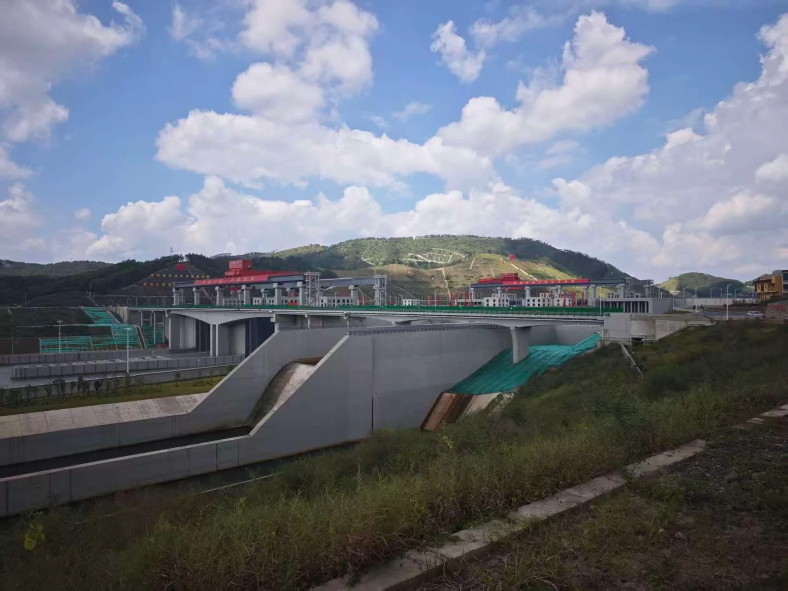 平陆运河｜船闸工程与山地景观